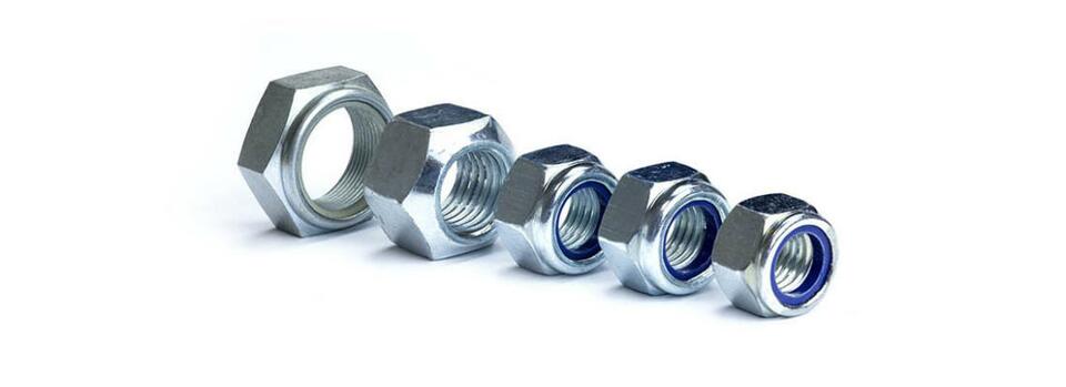 Steelfast tussenrubriek